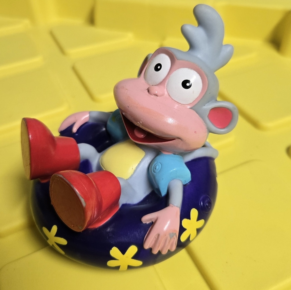 Nickelodeon’s  Dora The Explorer Boots Splash Around Bath Toy